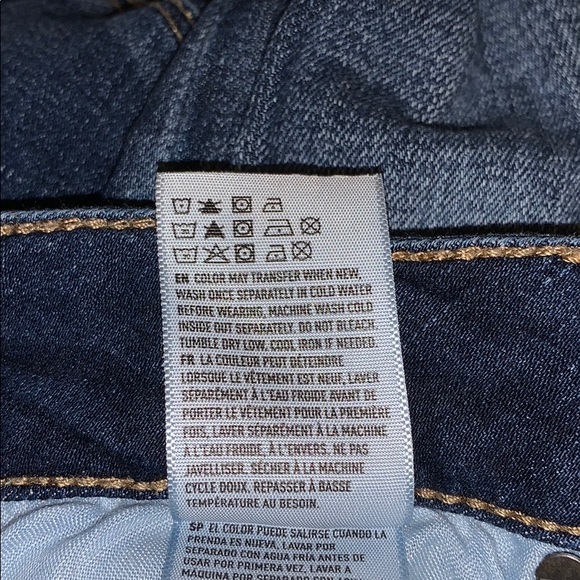 American Eagle Dark wash super super stretch jeans - Picture 4 of 4